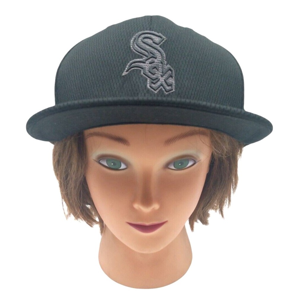 Chicago White Sox 5950 Fitted Hat Cap New Era‎ All Black / Size: 8